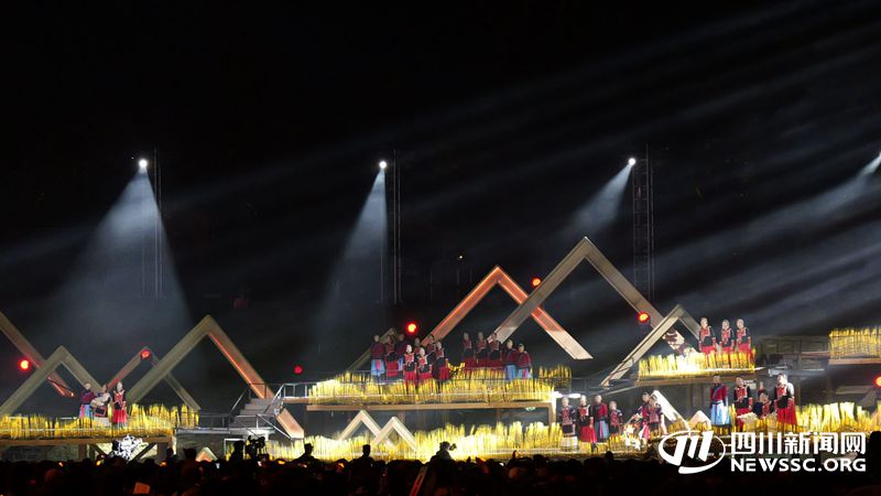 名族音樂周開幕式現(xiàn)場(chǎng)1_副本.jpg